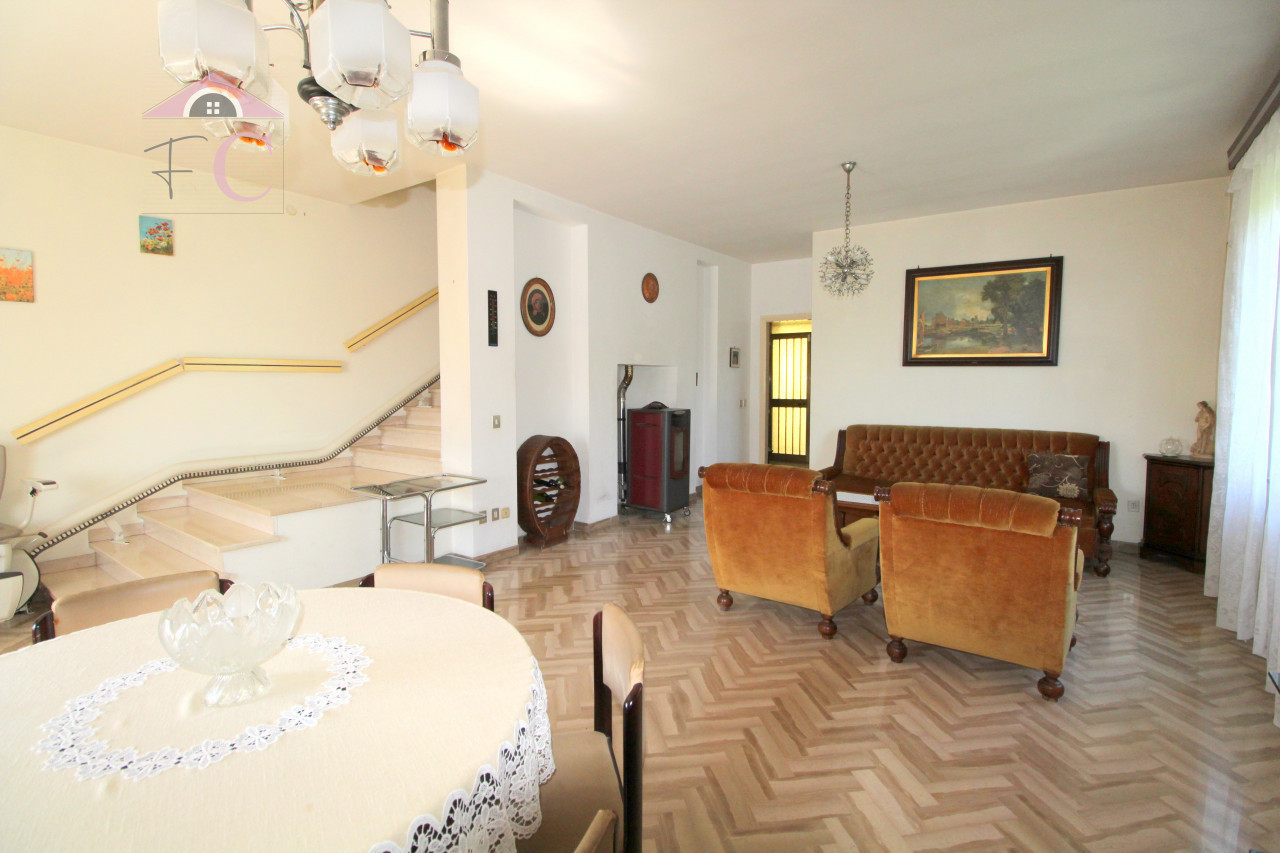 narni scalo piano terra ingresso indipendente garage giardino cantina 19.jpg